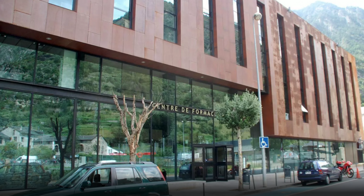 El centre de formació professional.